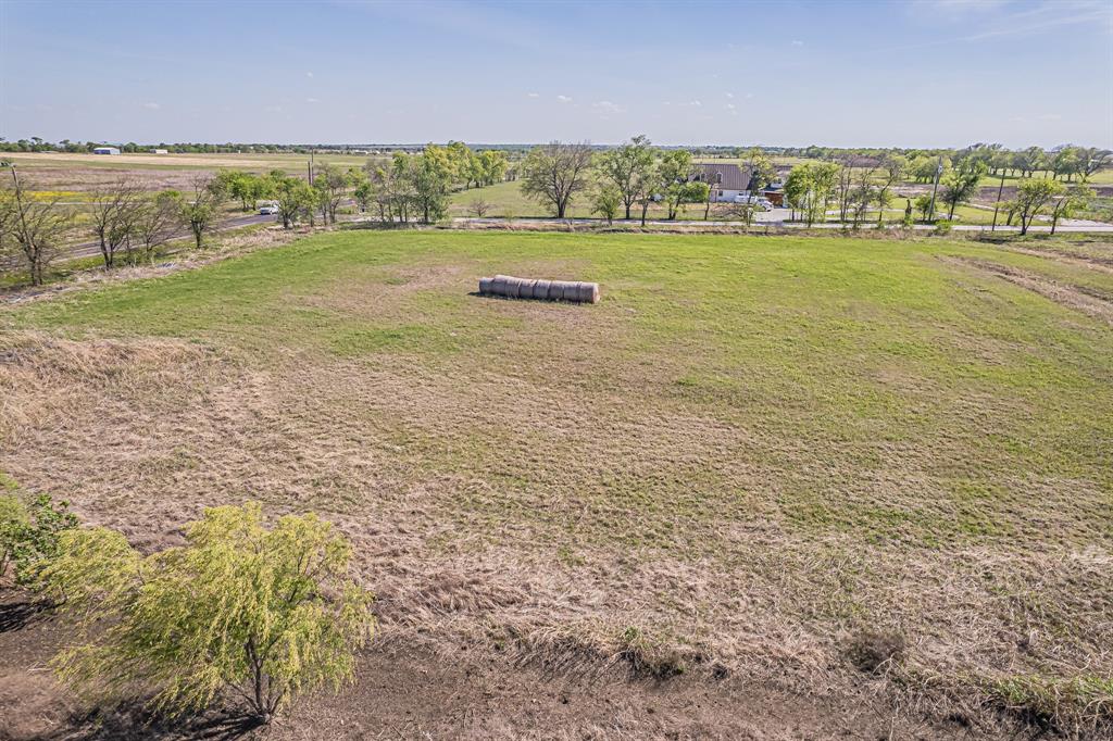 Aerovillage - Commercial Sale