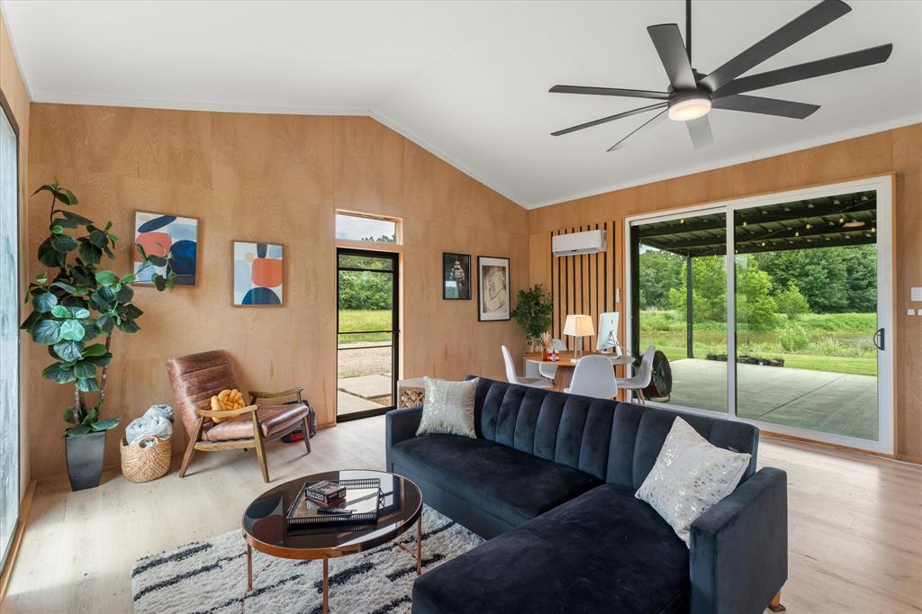 Round Prairie Ranch - Land