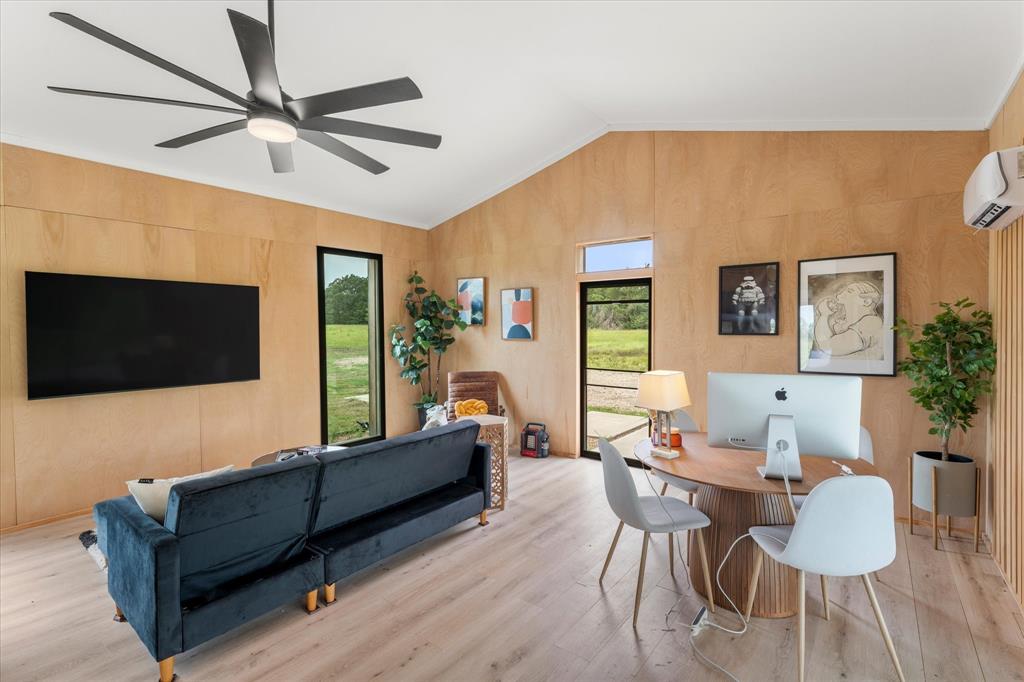 Round Prairie Ranch - Land
