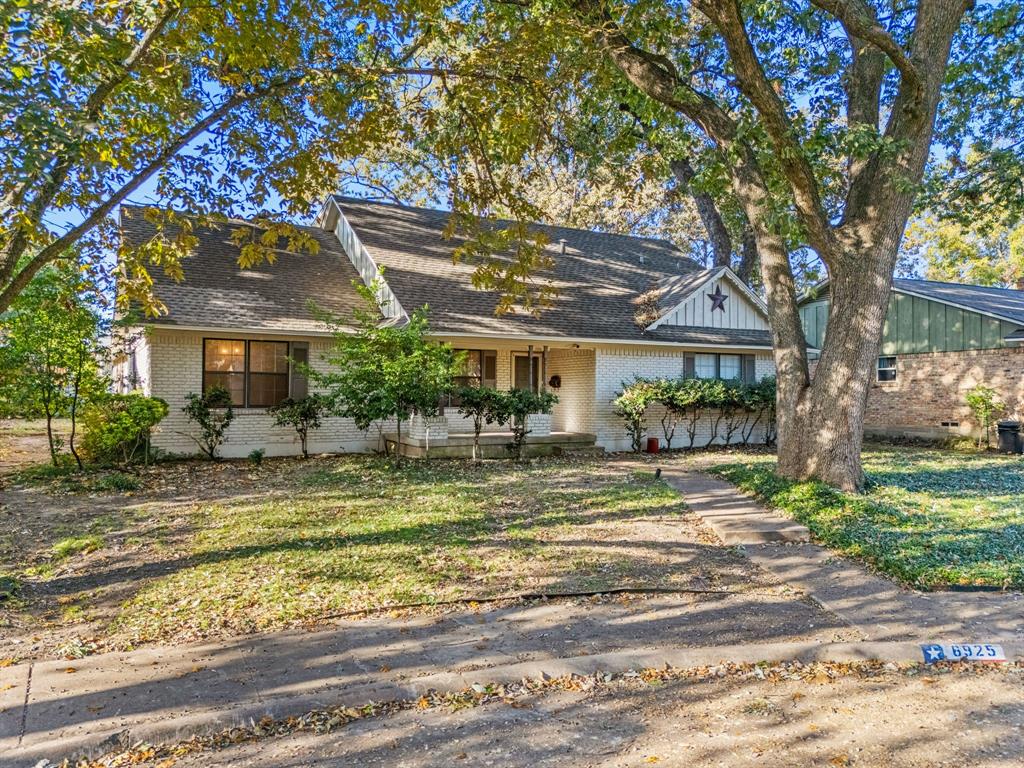 Mockingbird Manor - Residential