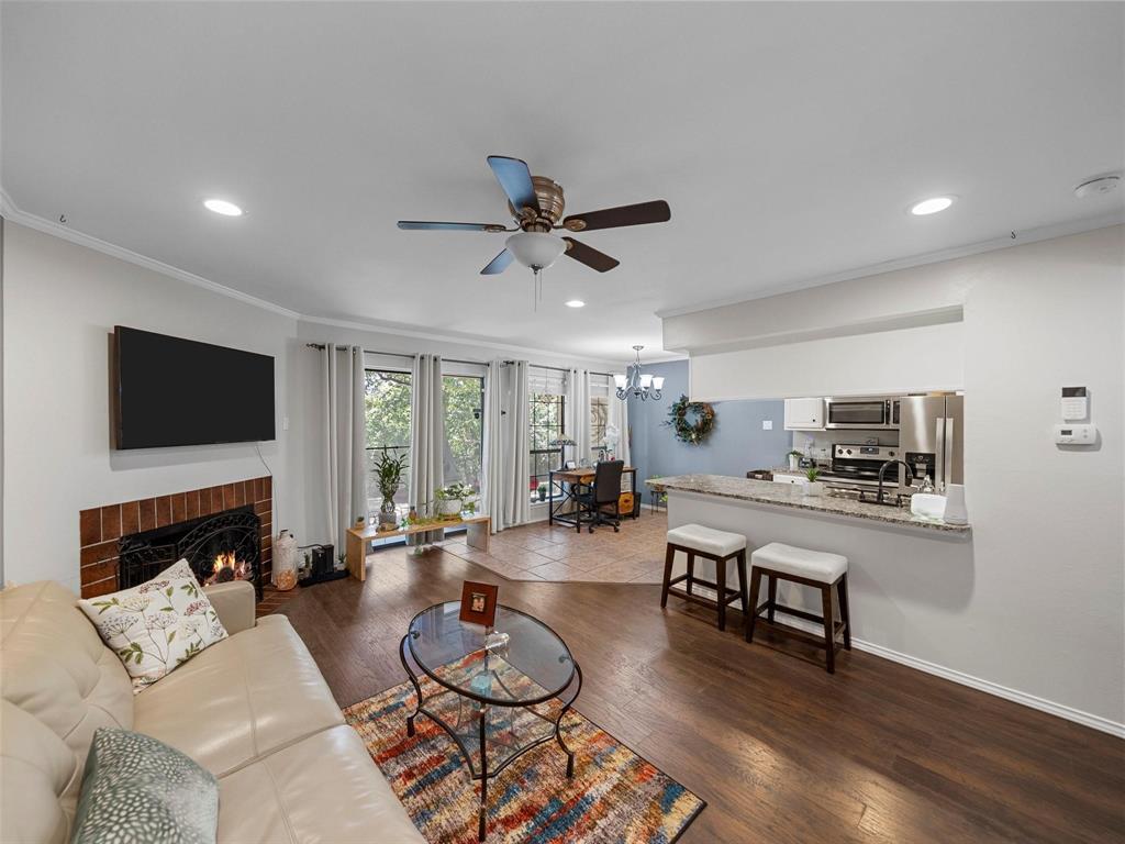 Wedglea Place Condo - Residential
