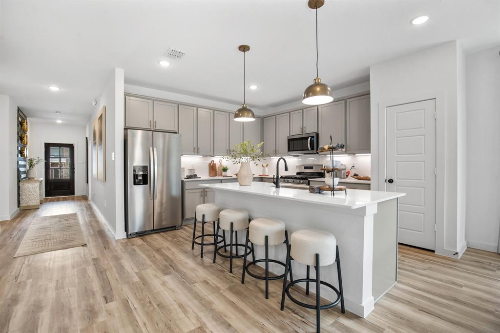 Sheppard's Place - Residential
