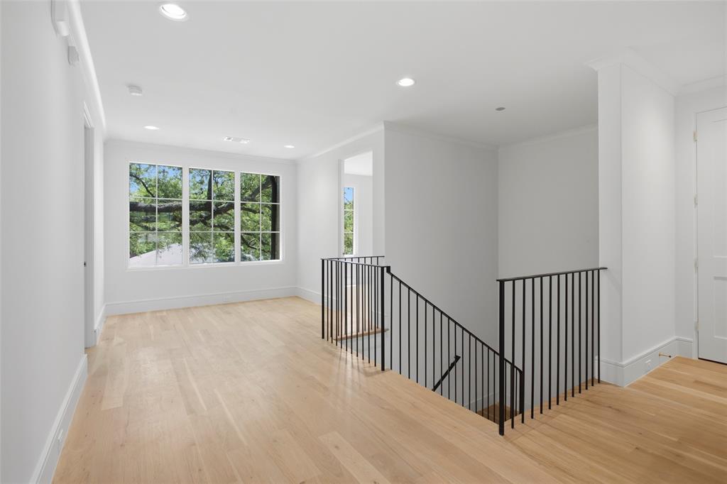 Williamson-Caruth Terrace 04 Inst - Residential
