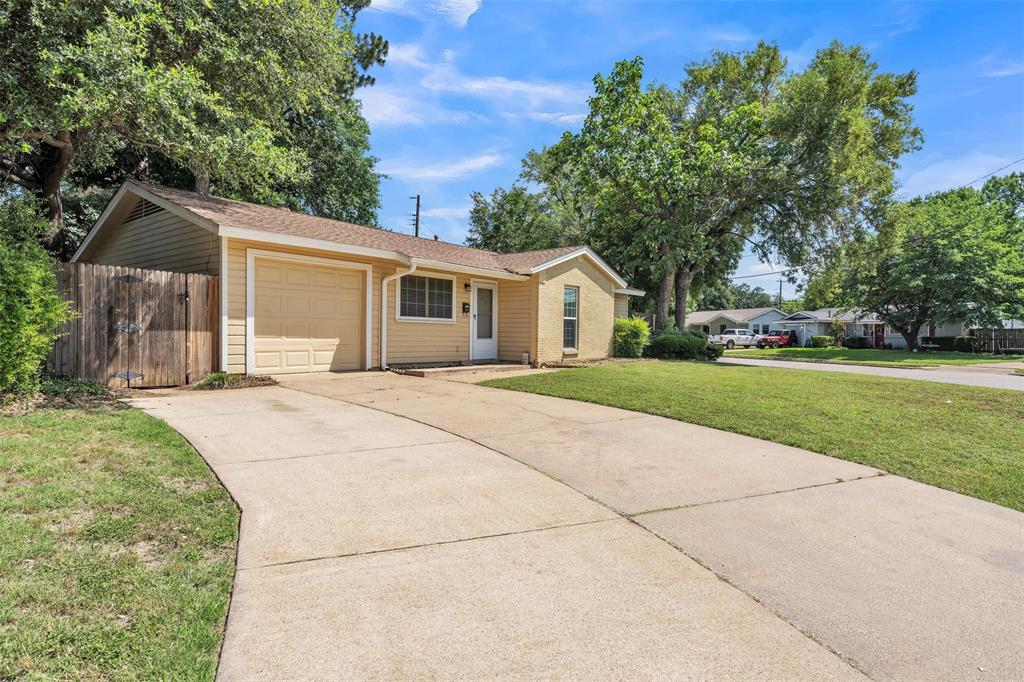 Ridgecrest 08 - Residential