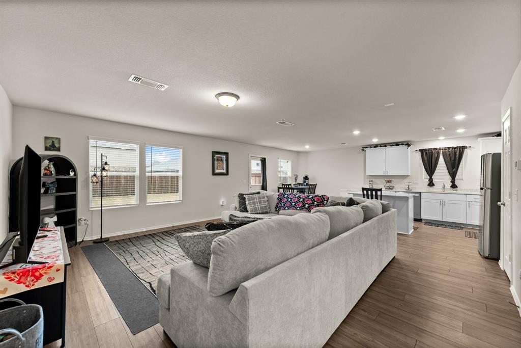 Travis Ranch Ph 2k - Residential