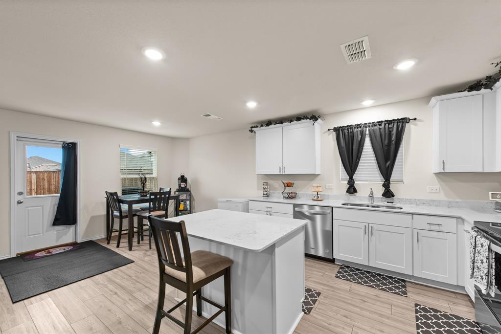Travis Ranch Ph 2k - Residential
