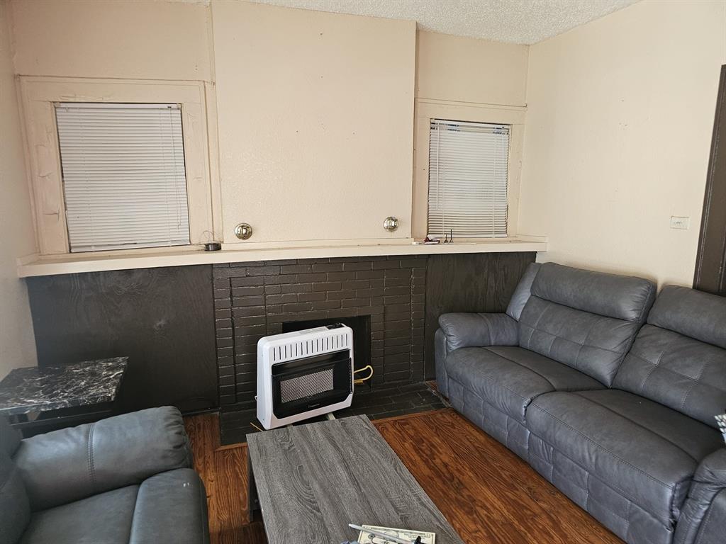 English Place - Residential