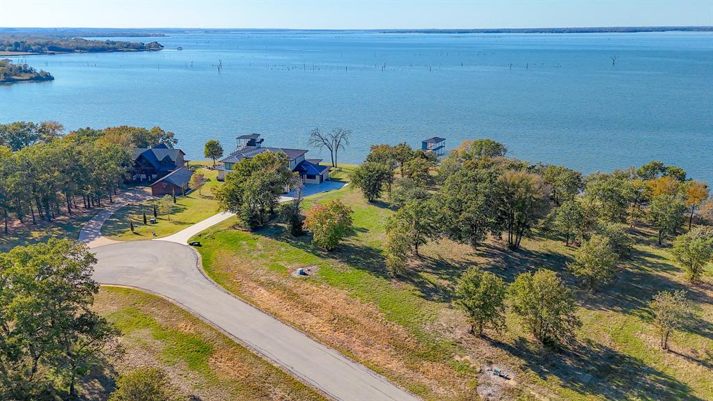Admiral Shores on Richland Chambers Lake - Land