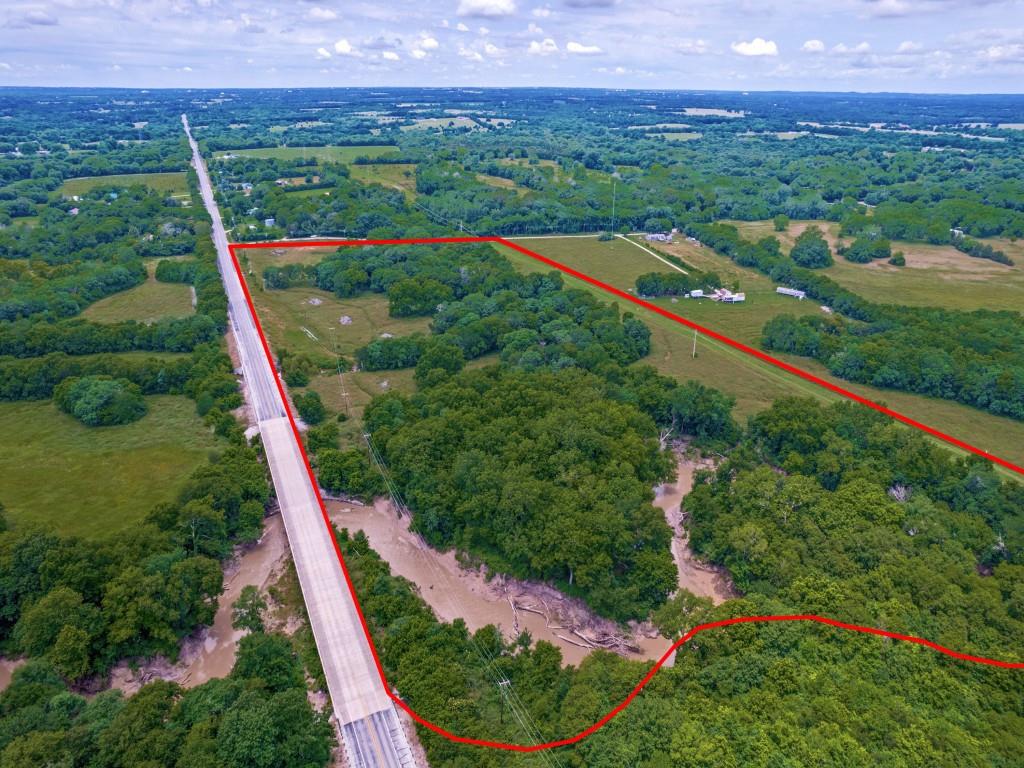 G-0338 - Davis F W A-G0338 - Land