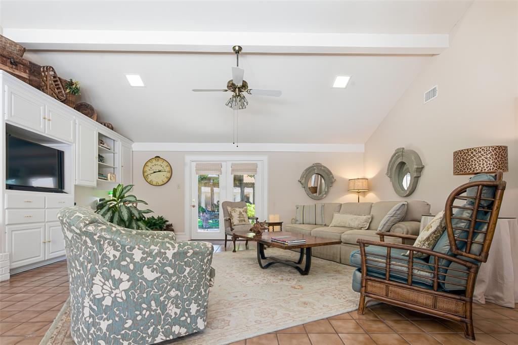 Hollytree - Residential