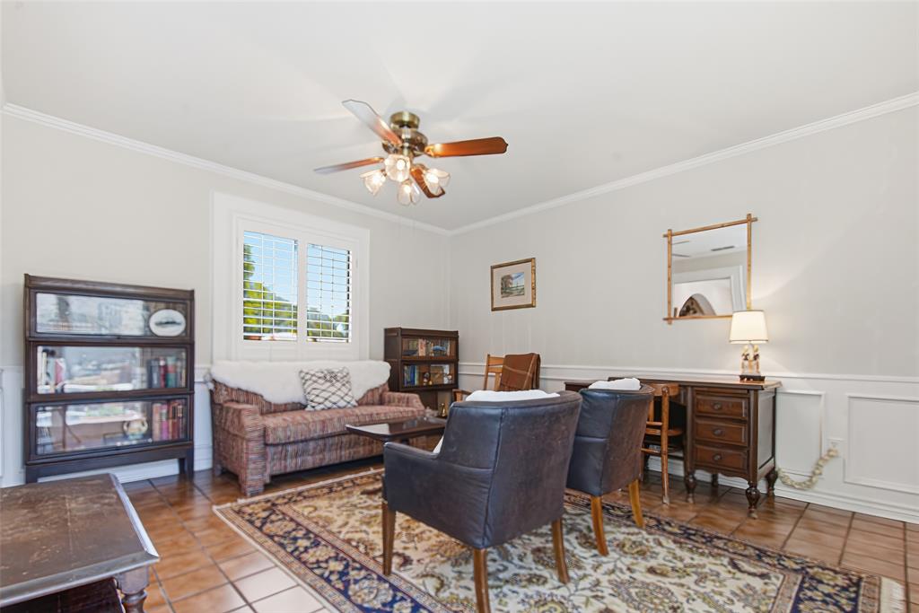 Hollytree - Residential
