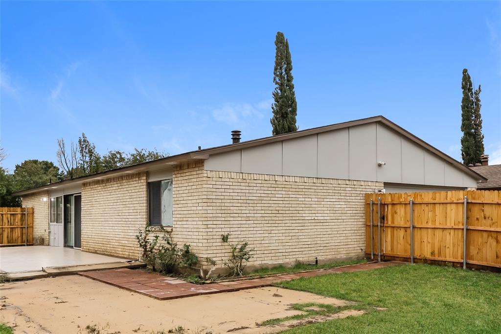 Hollyridge Add 2 - Residential Lease