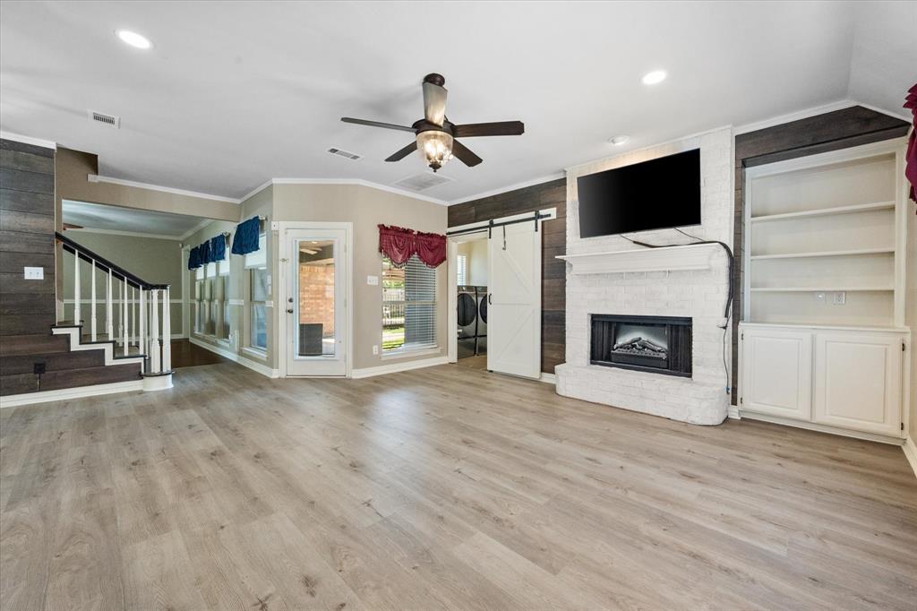 Wyndham Place Estates Add - Residential