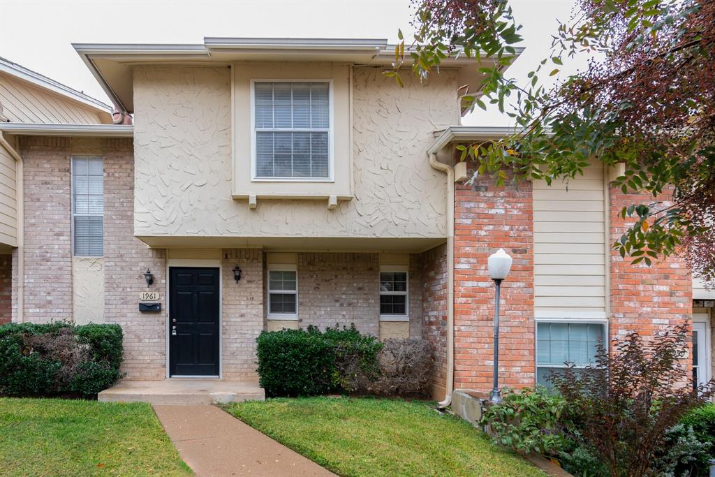 Shorewood Park Estates Condos - Residential Lease
