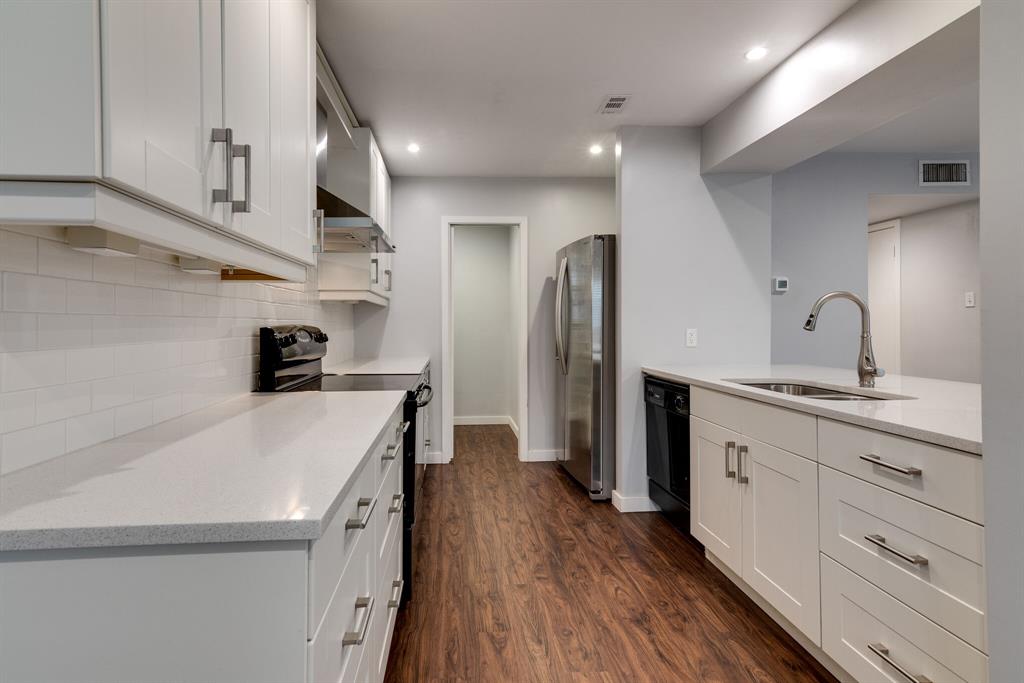 Shorewood Park Estates Condos - Residential Lease