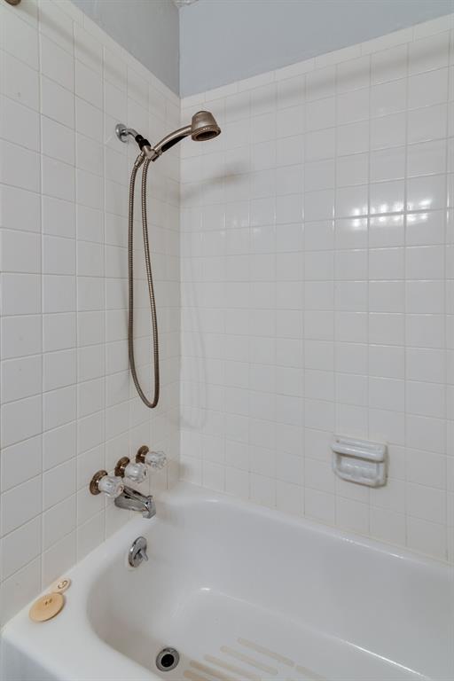 Shorewood Park Estates Condos - Residential Lease