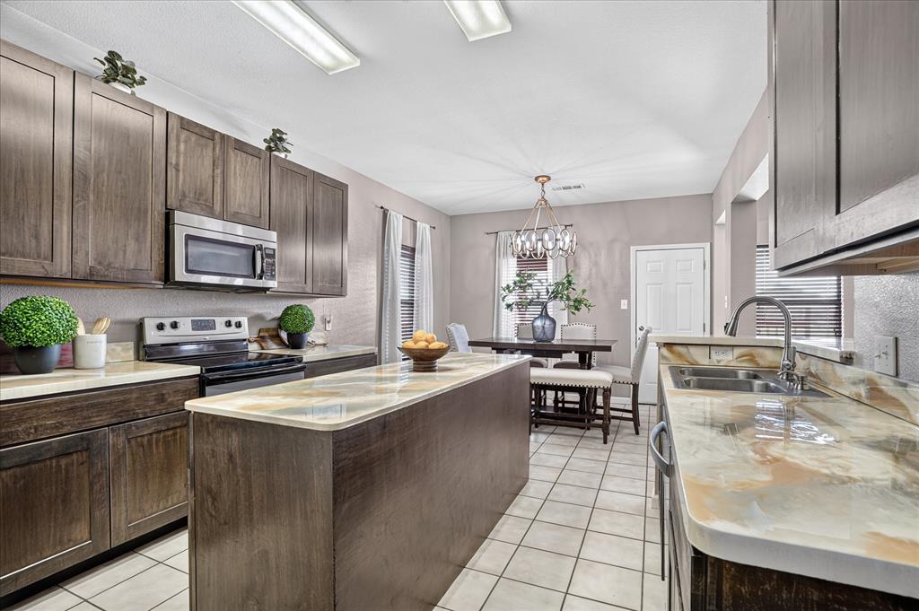 Fossil Lake Add - Residential