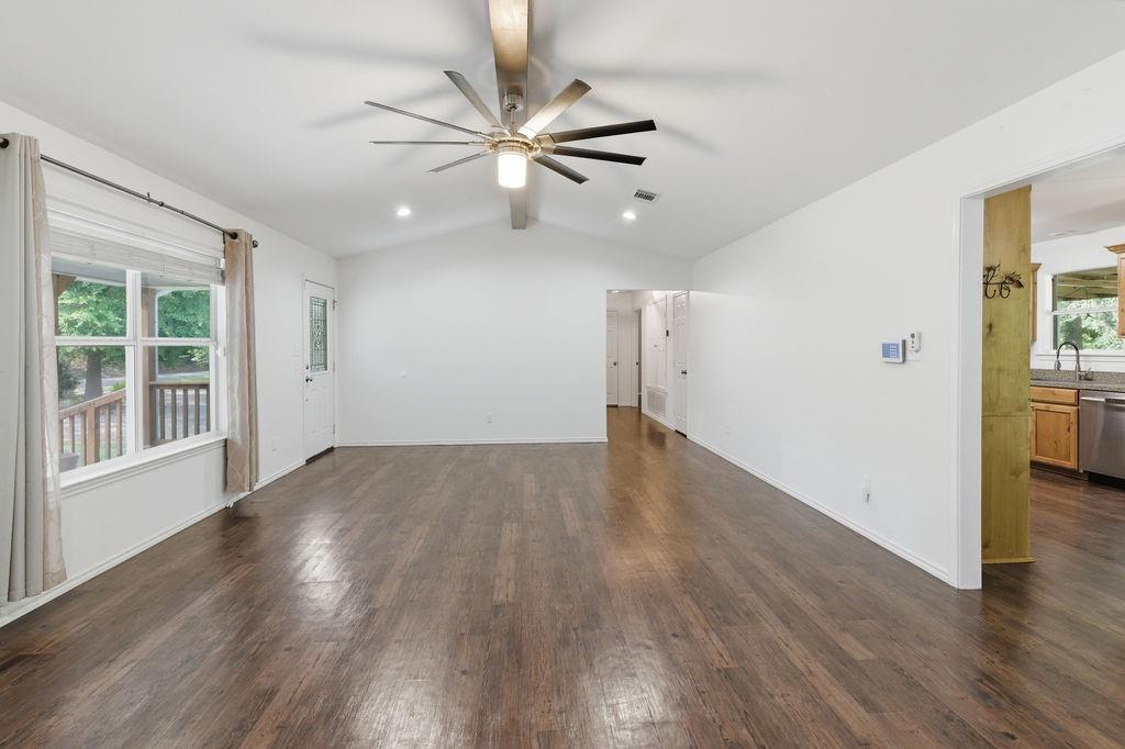 Club Lake EST - Residential