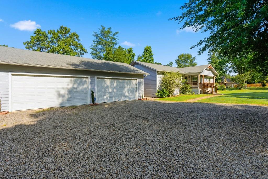 Club Lake EST - Residential