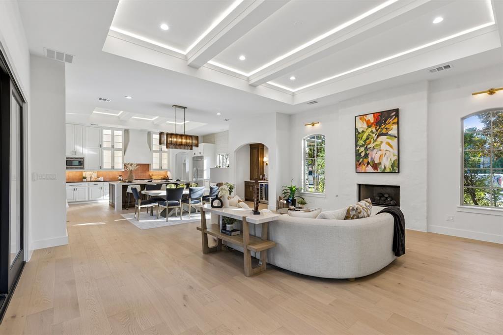 Carillon - Residential