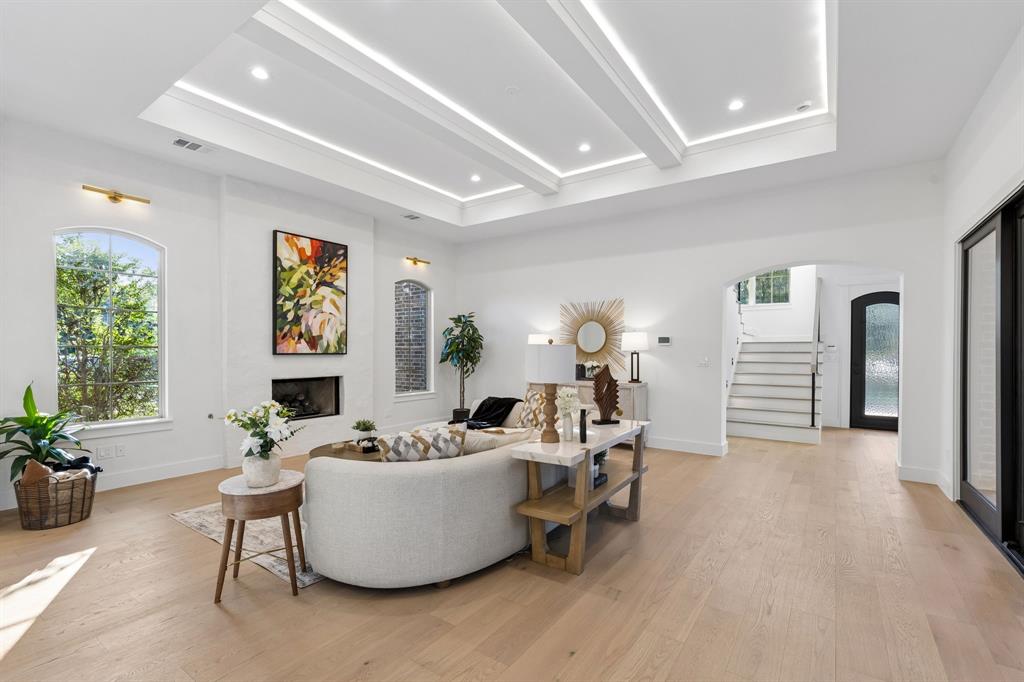 Carillon - Residential