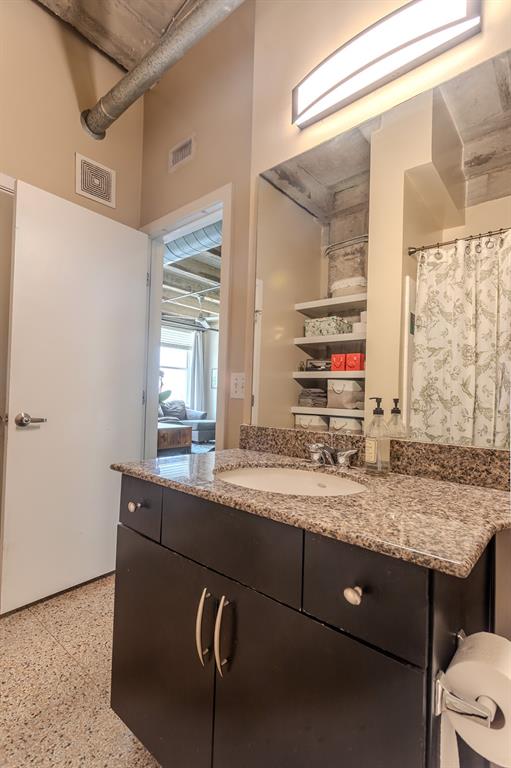 Texas & Pacific Lofts Condo - Residential