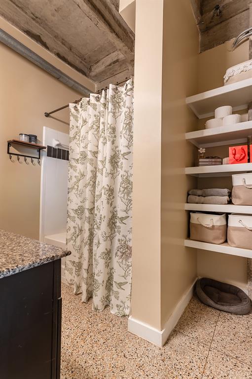 Texas & Pacific Lofts Condo - Residential
