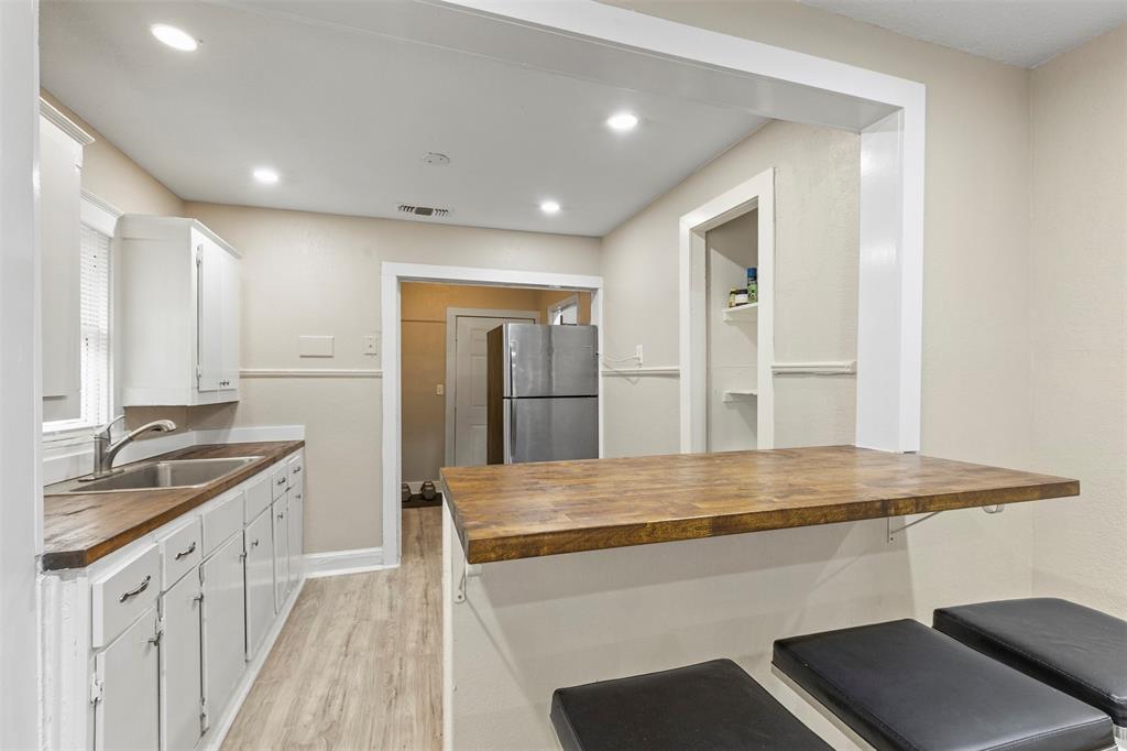 H T Lackey 02 Ave - Residential