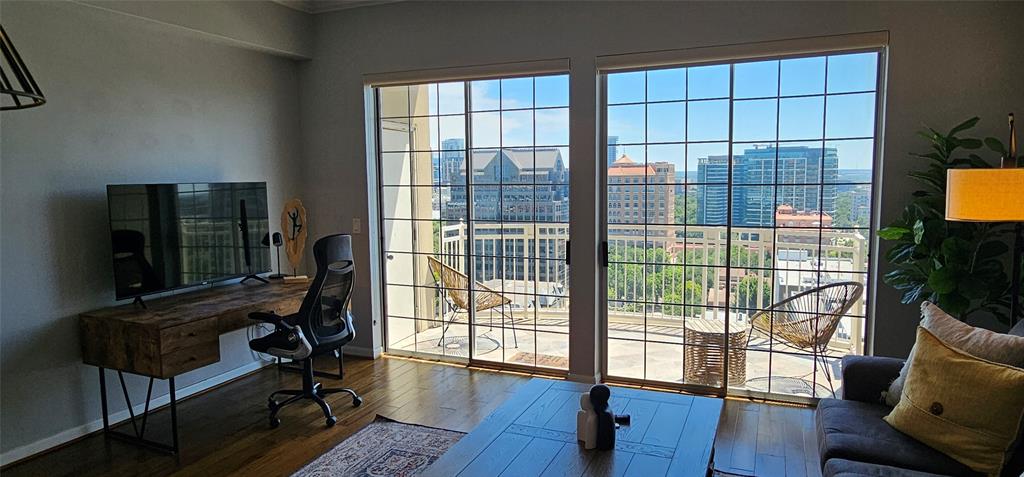 Renaissance On Turtle Creek Condo - Residential