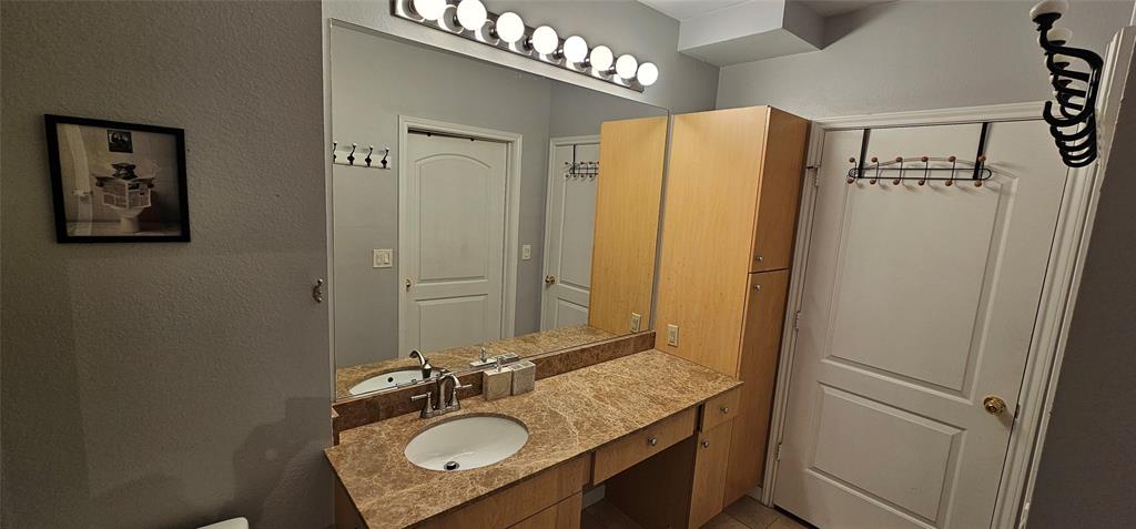 Renaissance On Turtle Creek Condo - Residential