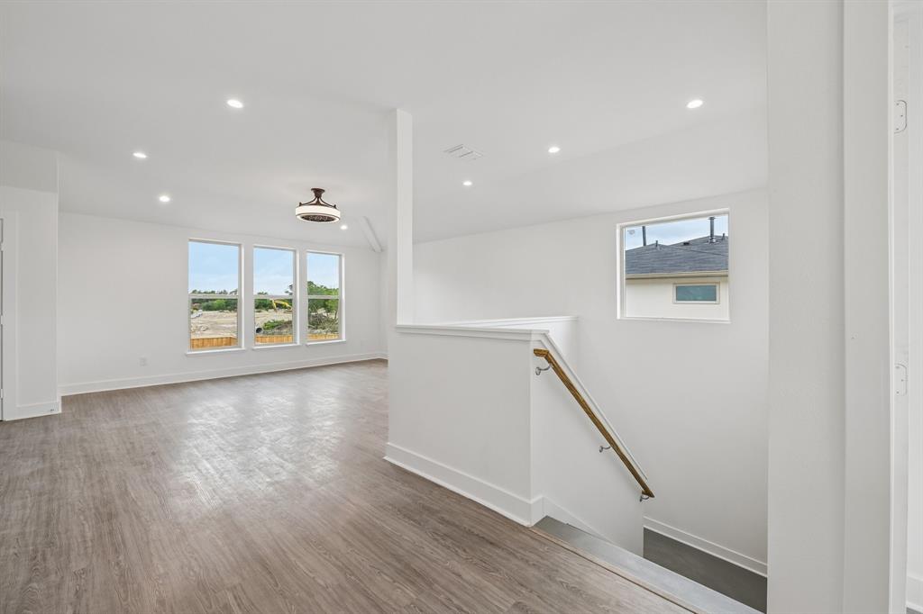Shady Hollow Estates - Residential