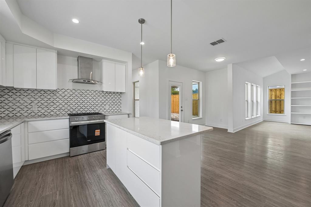 Shady Hollow Estates - Residential