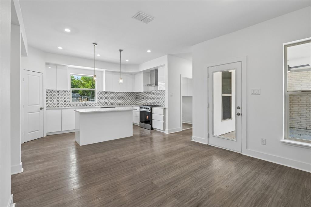 Shady Hollow Estates - Residential