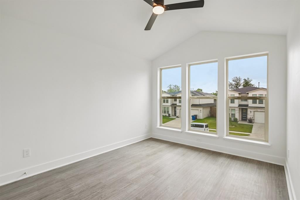 Shady Hollow Estates - Residential