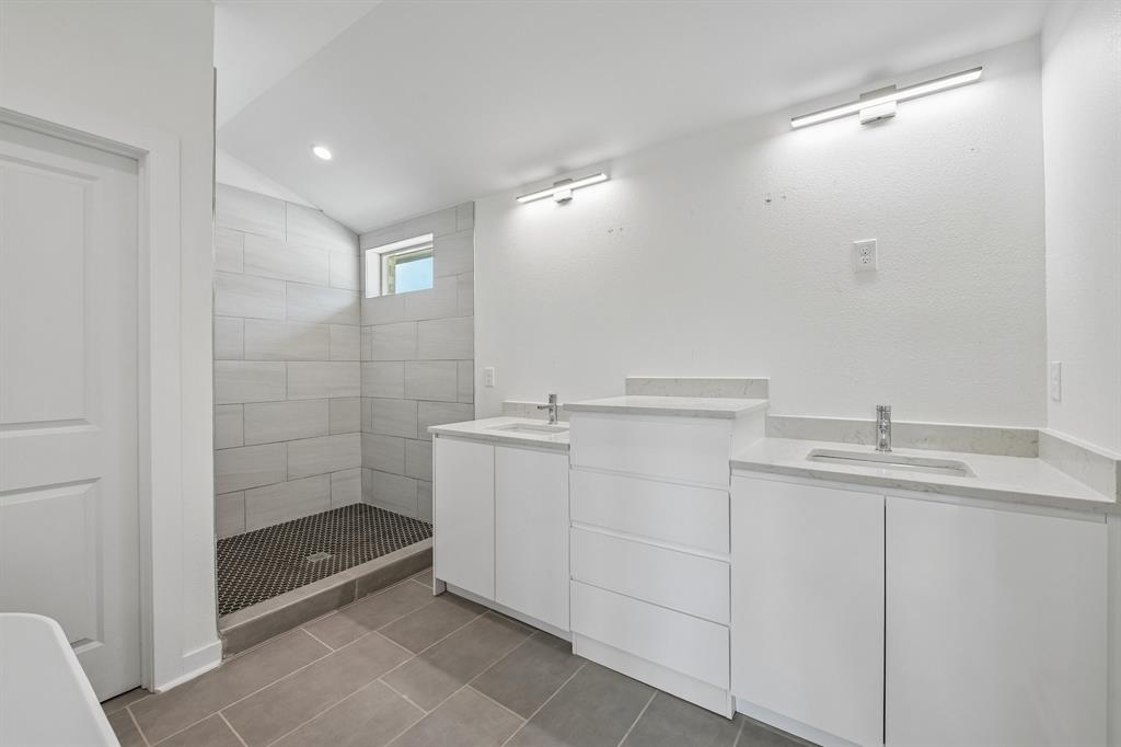 Shady Hollow Estates - Residential