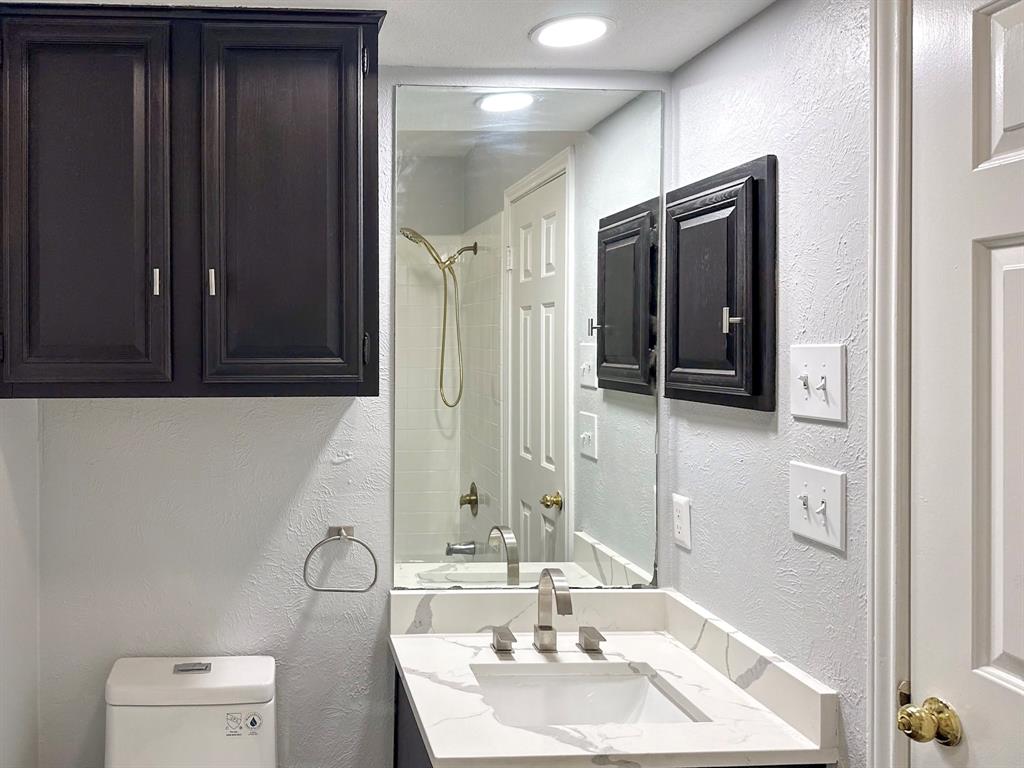 Brookhaven Village Condo Ph 01 & 0 - Residential