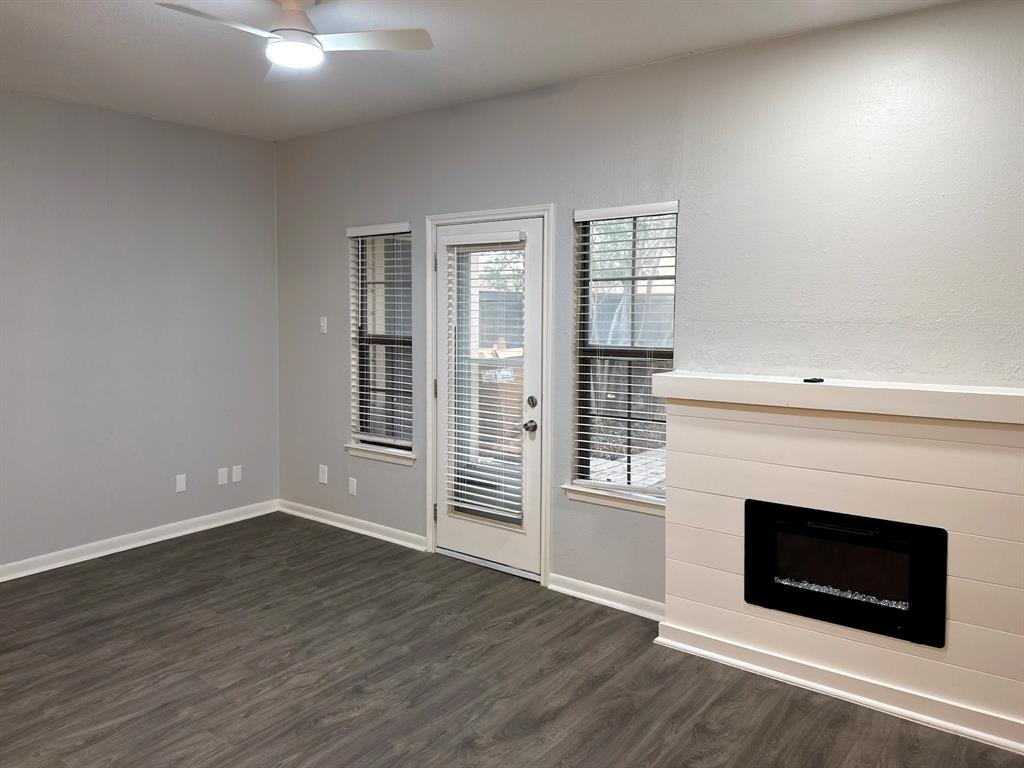 Brookhaven Village Condo Ph 01 & 0 - Residential