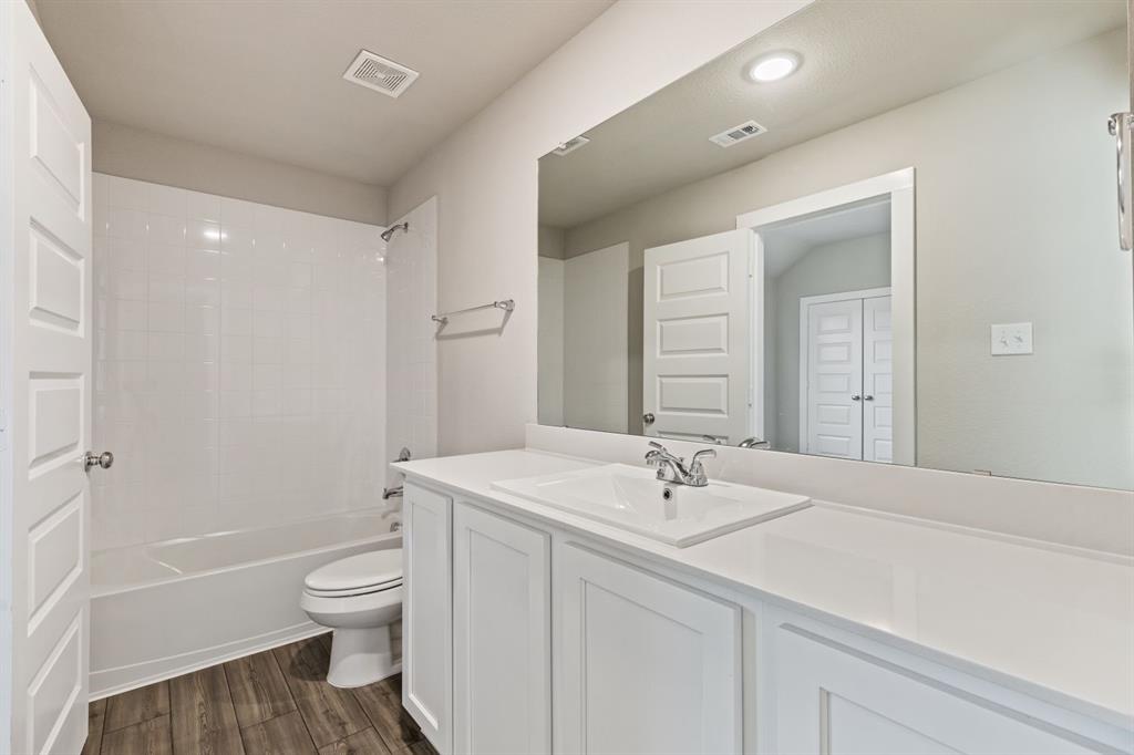 Creekside - Residential