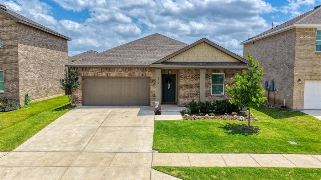 Move-in ready home in north Fort Worth, located in Eagle Mountain-Saginaw ISD. The open layout connects the living, dining, and kitchen areas, making the home feel spacious without wasting space. The kitchen features granite countertops, stainless steel appliances, plenty of cabinet storage, and room to function day to day. The primary suite includes a private bath and walk-in closet, while the wood-look flooring through the main areas keeps things clean and low maintenance. You also have a dedicated laundry room, 2-car garage, and fenced backyard with a patio out back. Conveniently located near major highways, shopping, dining, and schools in one of the faster-growing areas around Fort Worth.