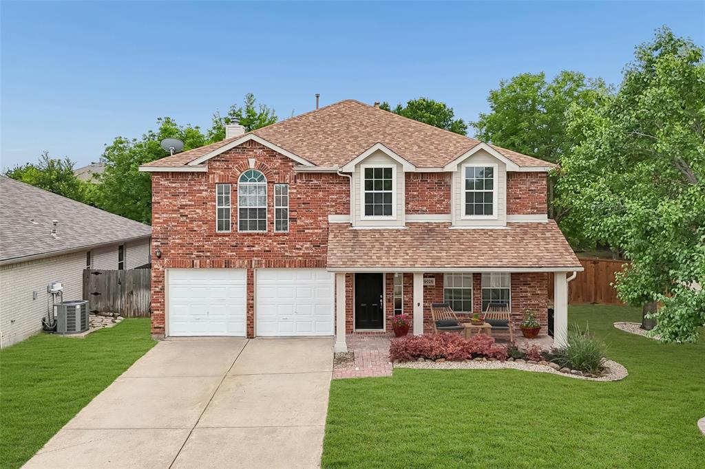 Move-in ready opportunity on an expansive corner lot in highly sought-after Prosper ISD. Situated on a quiet cul-de-sac street, this north-facing home perfectly combines modern updates with layout functionality. Step onto the covered front porch and into a light-filled foyer overlooking versatile formal living and dining spaces. The heart of the home features an open-concept kitchen and family room boasting granite countertops, gas stove, white cabinetry, stainless appliances, and a new dishwasher and disposal.

Upstairs, a central game room anchors the second floor alongside the laundry room, primary suite, and three split secondary bedrooms for maximum privacy. The king-sized primary suite includes a massive walk-in closet. Best of all, this home features zero carpet, flowing entirely with premium luxury vinyl plank flooring. This upgrade offers incredible durability, low maintenance, and an allergy-friendly environment for the kids.

The outdoor space features a giant backyard with endless space for play and room to build your dream pool. A newly replaced rear deck overlooks this space, complementing the fully serviced windows, upgraded doors with fresh hardware, and 3.5-inch baseboards. Plus, the refrigerator, washer, and dryer stay!

Location is everything here. Enjoy daily convenience with WestRidge Golf Course just a short walk away, and Stonebridge Ranch Country Club minutes from your door. Commuting is effortless with quick access to 380, 121, and 75. For world-class entertainment, you are minutes from the new PGA Headquarters and the upcoming Universal theme park destination, presenting an exceptional lifestyle or investment opportunity. Don't miss out!