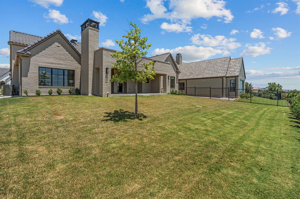 Montrachet - Residential