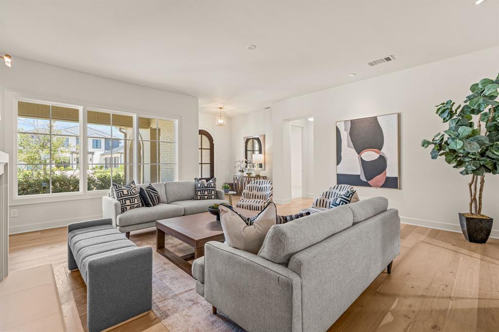 Montrachet - Residential