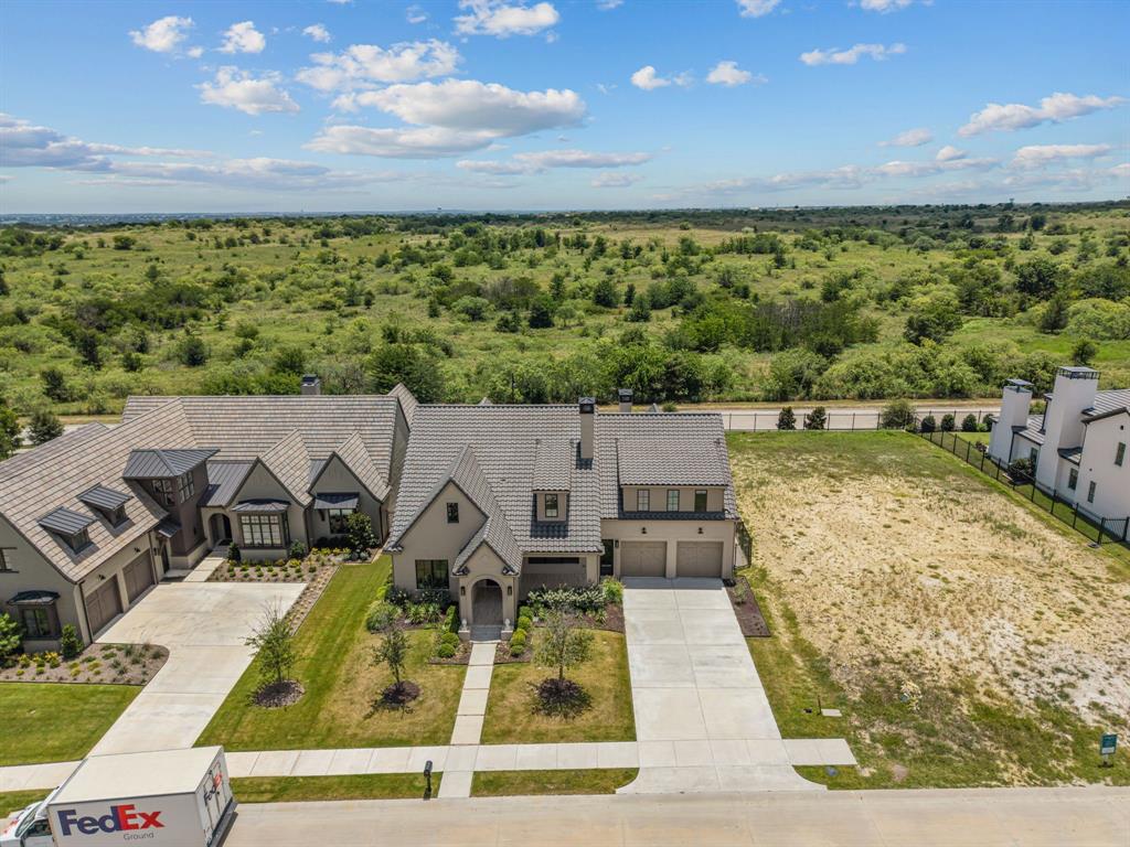 Montrachet - Residential