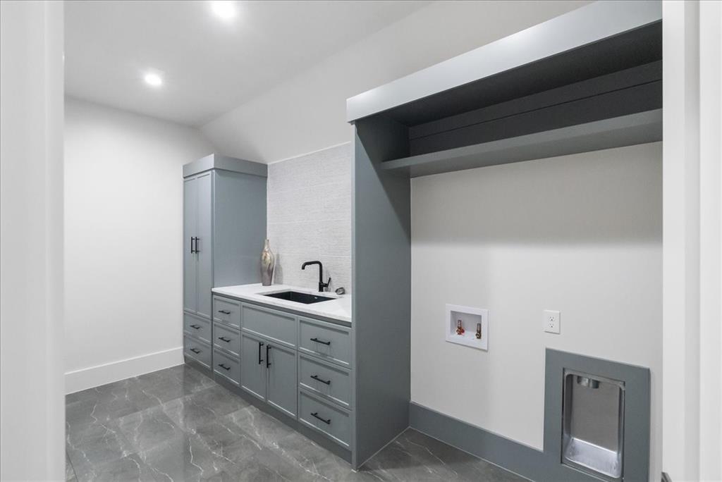 Walnut Crest - Residential