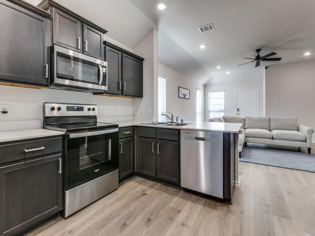 Travis Ranch Governors #1 - Residential