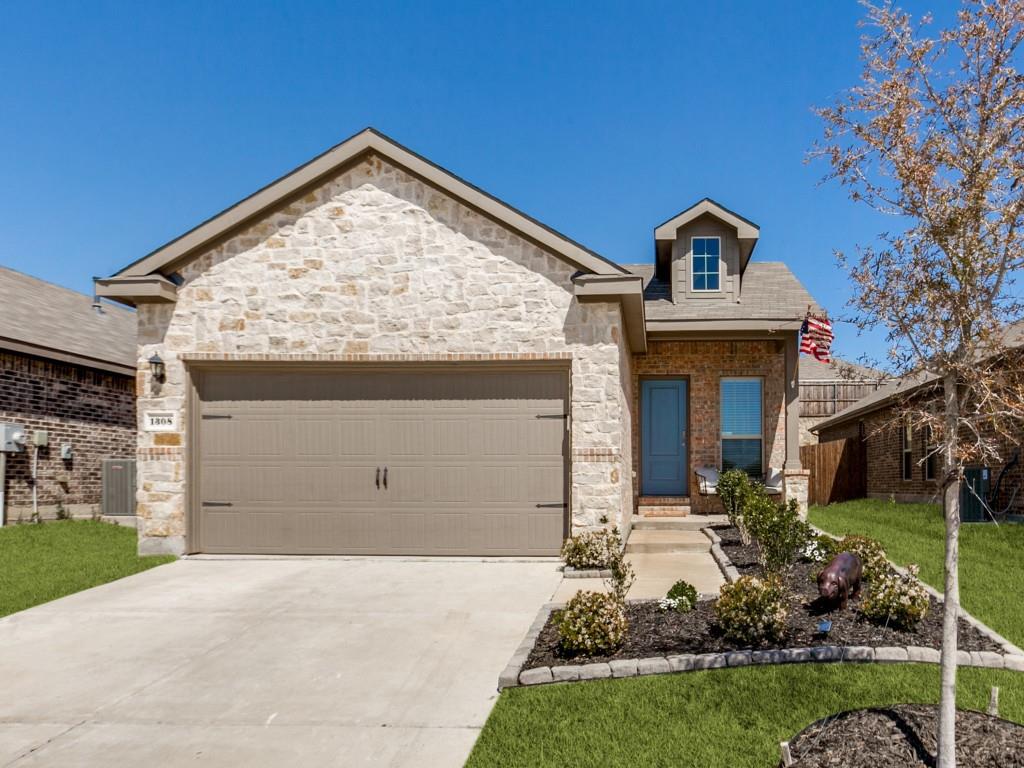Travis Ranch Governors #1 - Residential