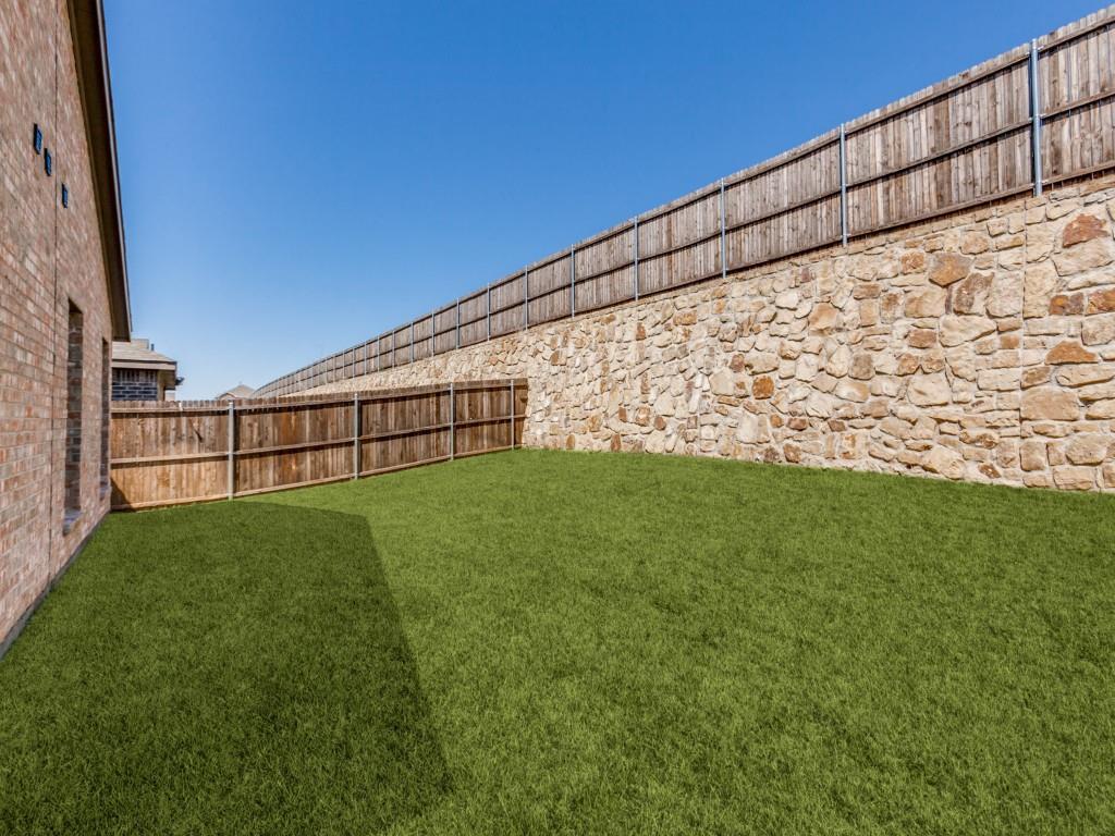 Travis Ranch Governors #1 - Residential