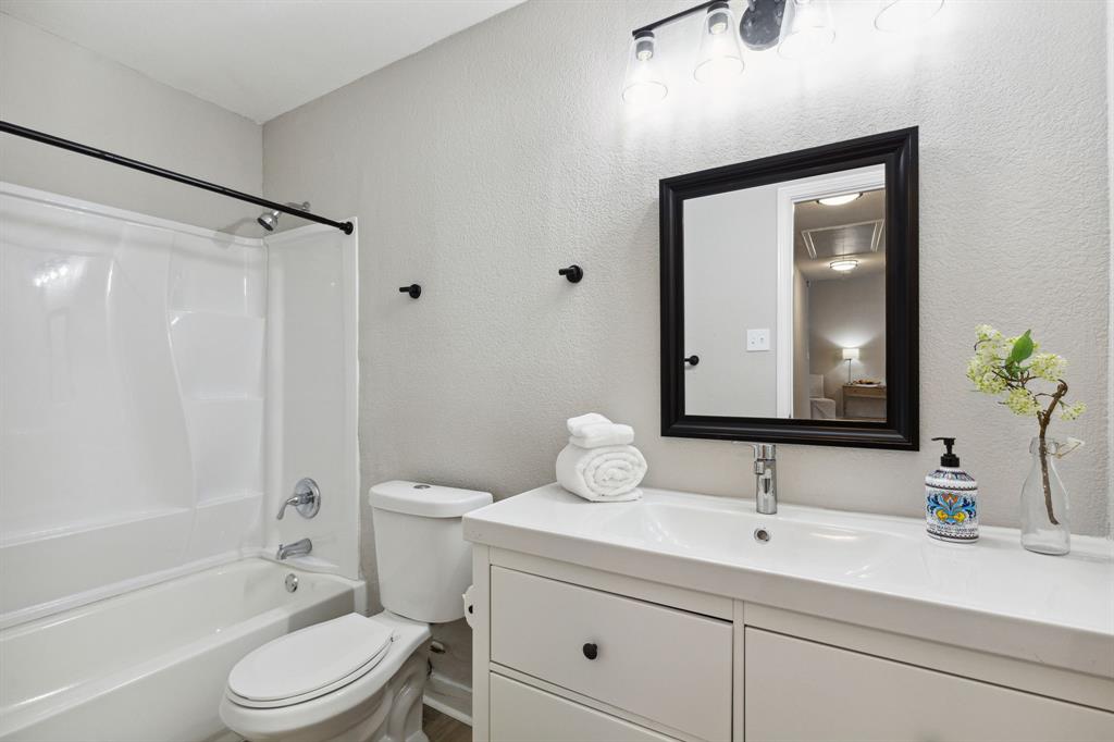 Hollywood Park Rev - Residential