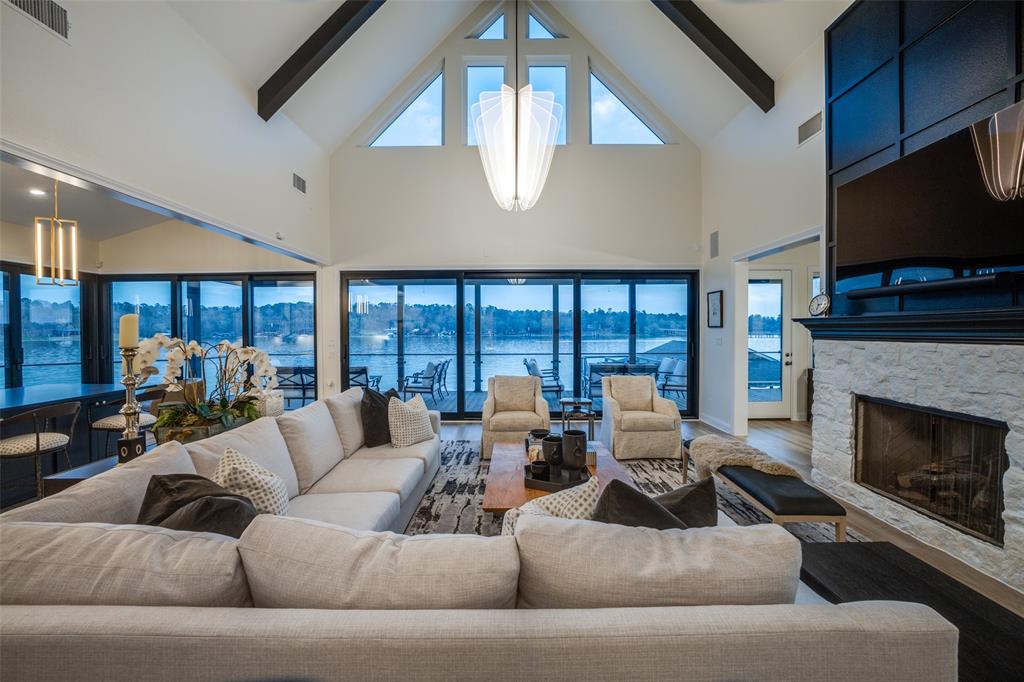 MARINA POINT - Residential