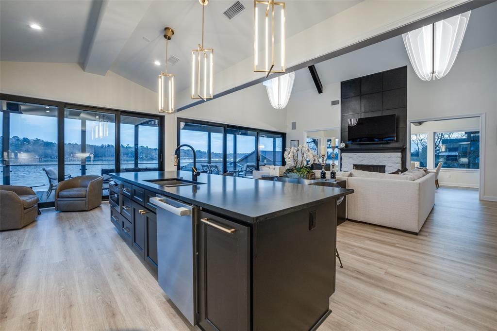 MARINA POINT - Residential